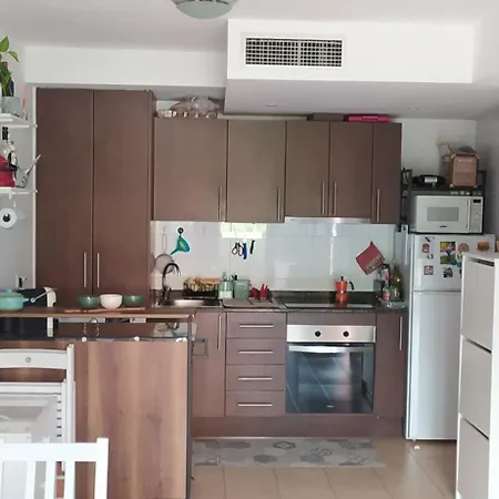 Temporary アパート カンブリルス